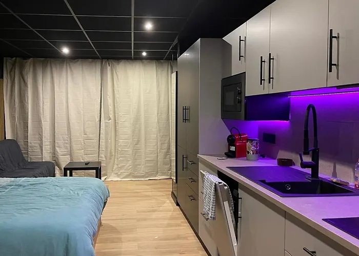 Cap D Village Naturiste Heliopolis Ab Vue Avec Terrasse Clim Et Parking * Agde